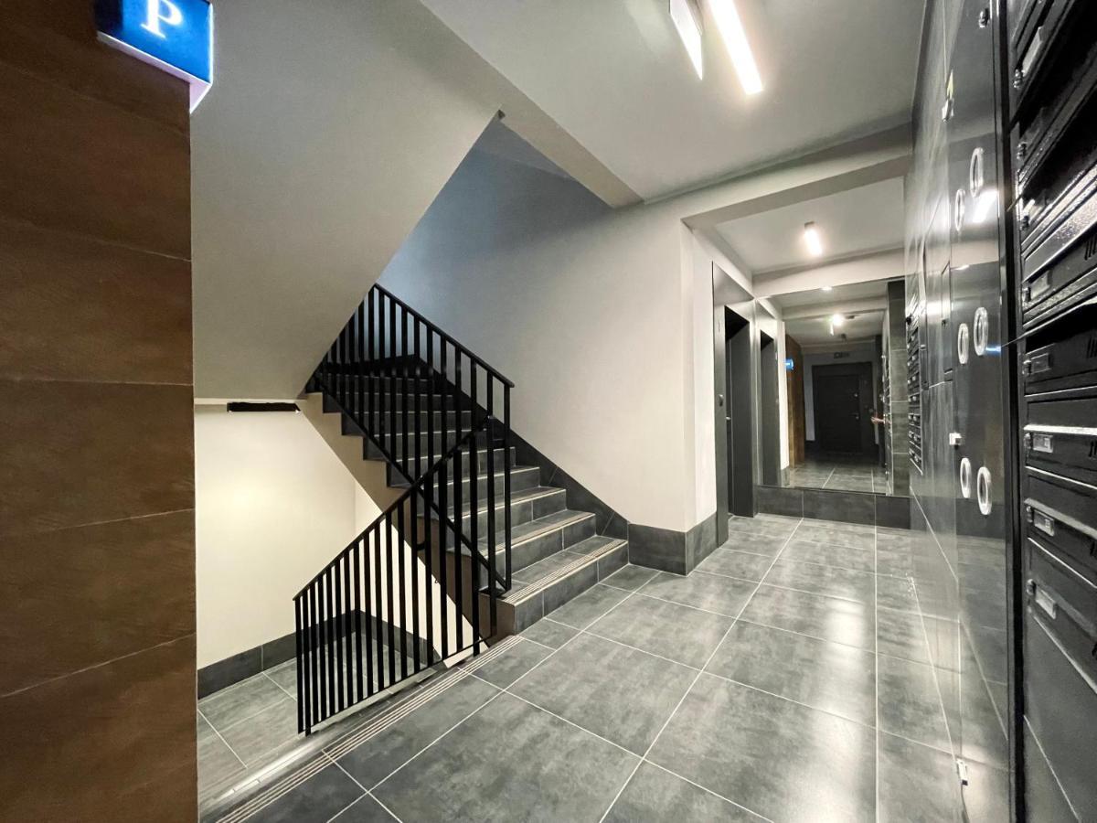 Torpo With Parking Apartment Torun